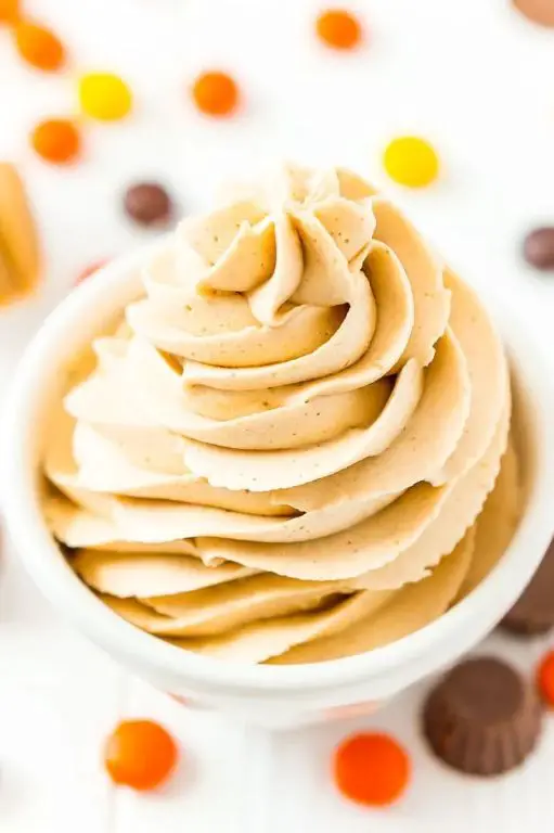 Peanut Butter Whipped Buttercream Frosting
