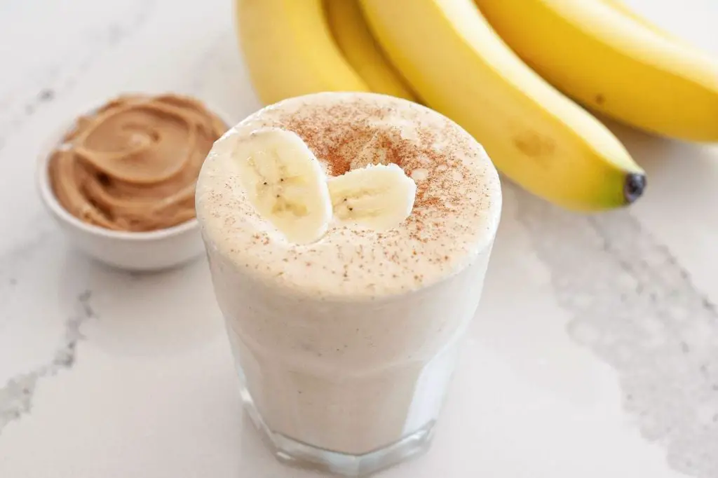 Peanut Butter and Banana Fiber Smoothie