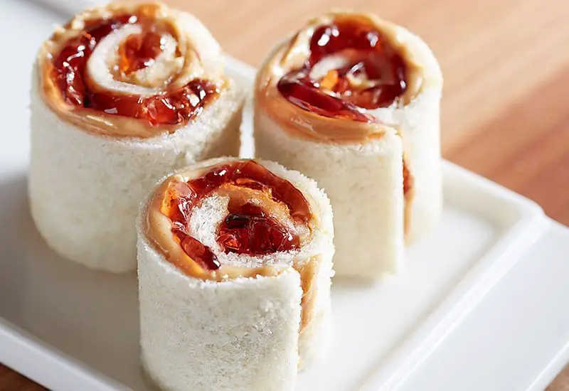 Peanut Butter and Jelly Sushi Rolls