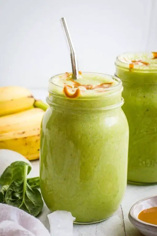 Peanut Butter and Spinach Smoothie