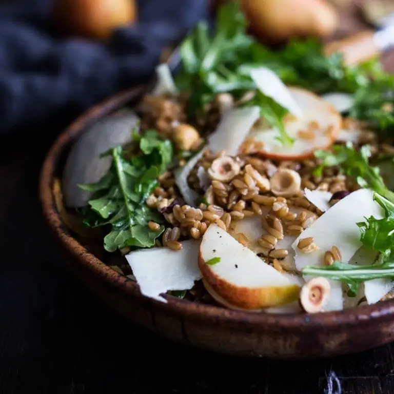 Pear and Farro Salad with Herbed Vinaigrette