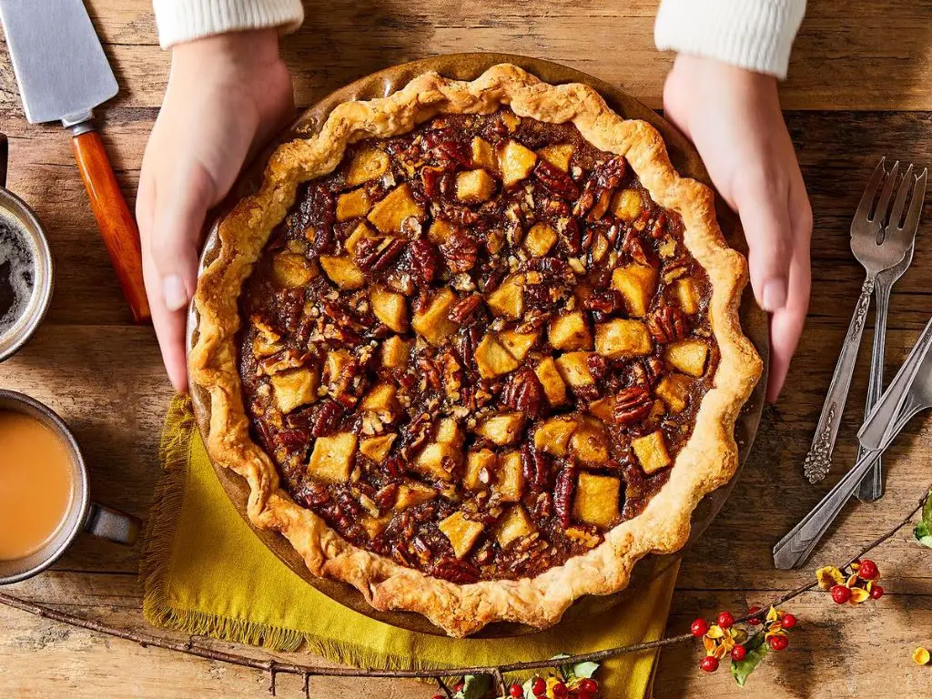 Pecan Pie Baked Apples