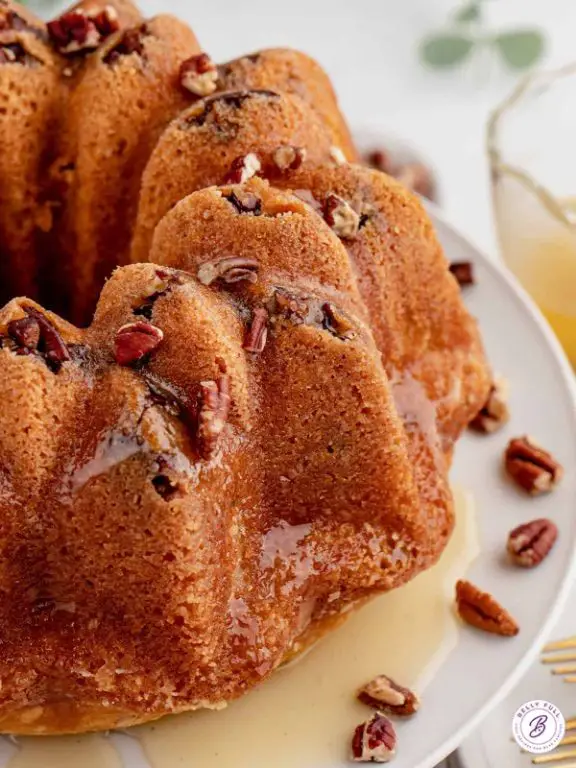 Pecan Rum Streusel Cake