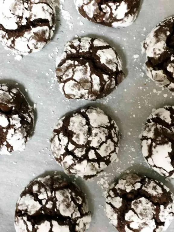 Peppermint Chocolate Crinkle Cookies