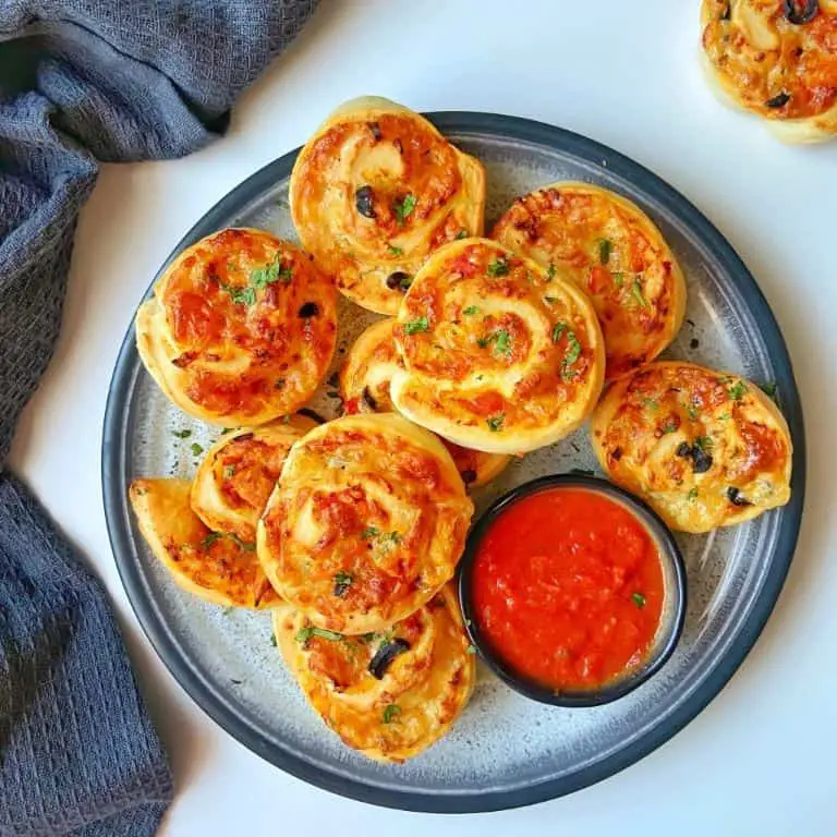 Pepperoni Pizza Chicken Pinwheels