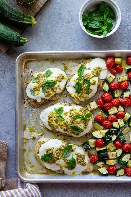 Pesto Baked Chicken with Zucchini