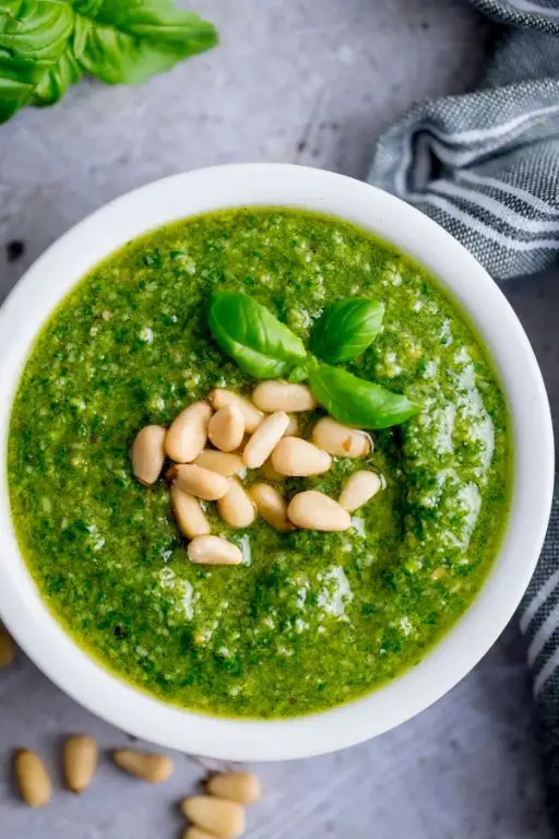 Pesto Sauce with Basil and Pine Nuts