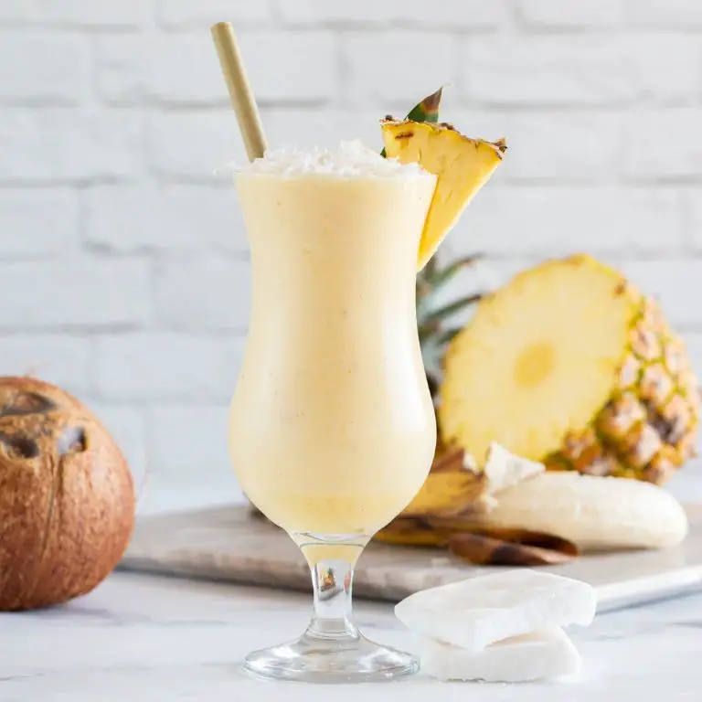 Pina Colada Smoothie Cocktail