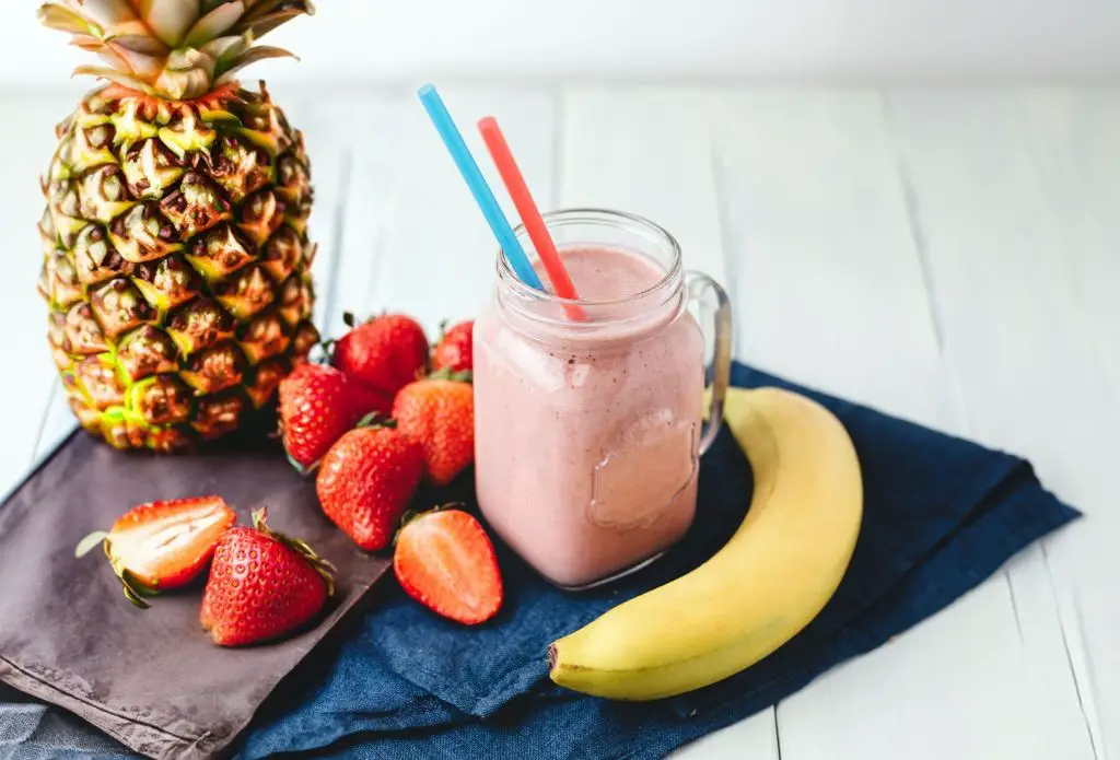 Pineapple Berry Smoothie
