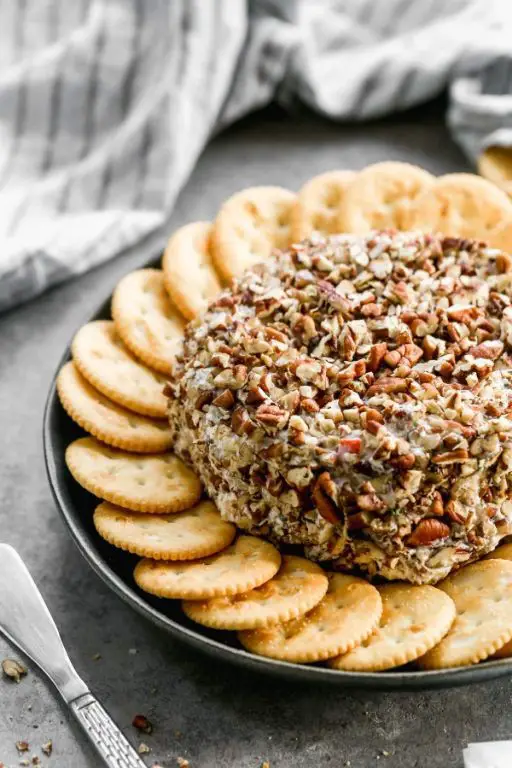 Pineapple Cheeseball with Cream Cheese and Cheddar
