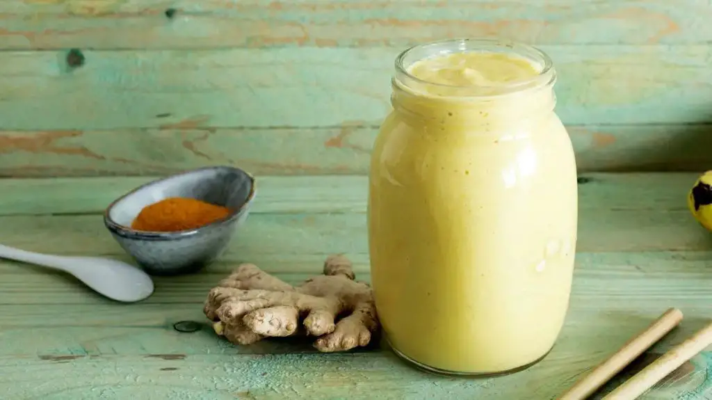 Pineapple Ginger Smoothie