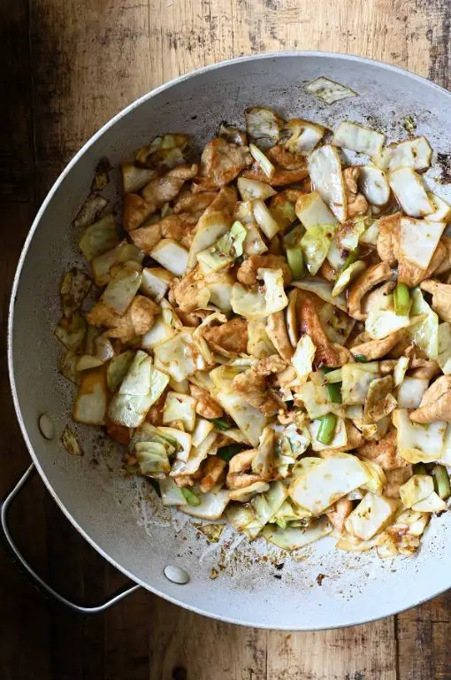 Polish Chicken and Cabbage Stir-Fry