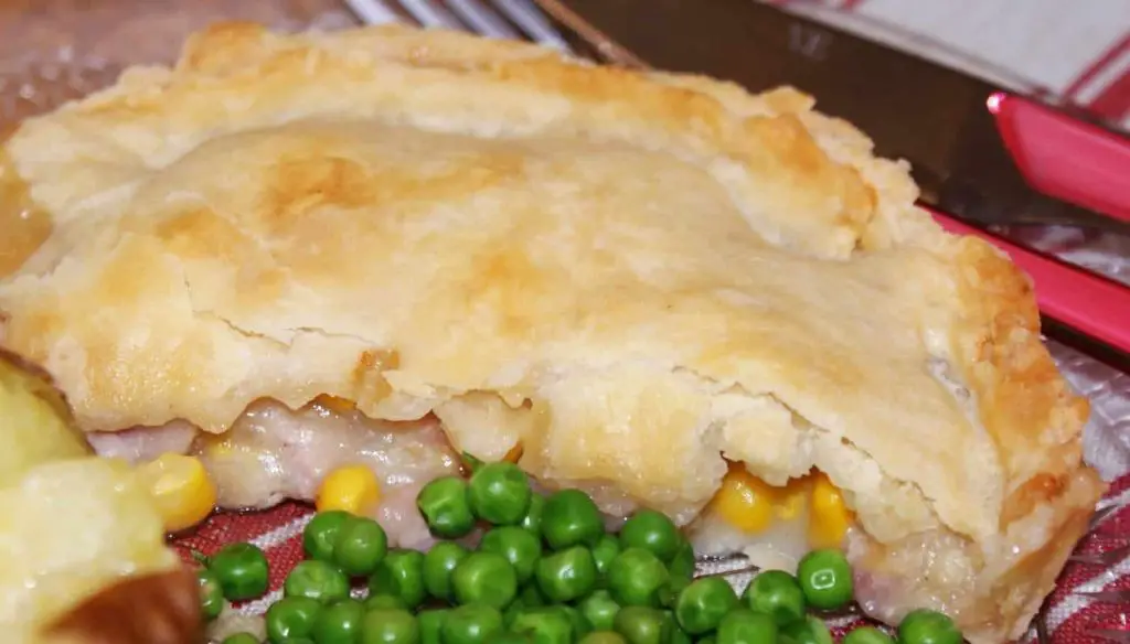 Polish Chicken and Onion Pie
