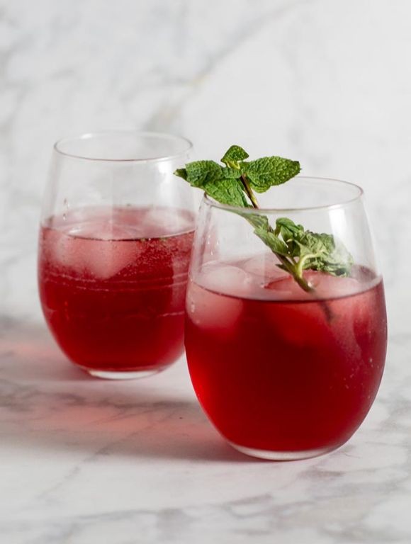 Pomegranate Green Tea Mocktail