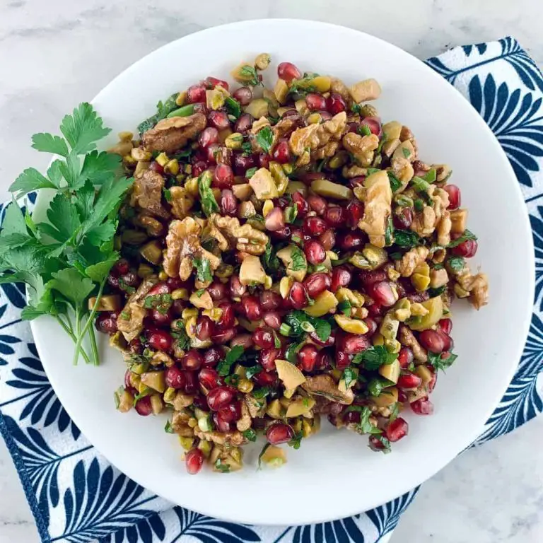 Pomegranate and Walnut Antioxidant Salad