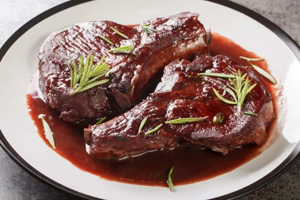 Pork Chops with Red Wine Reduction