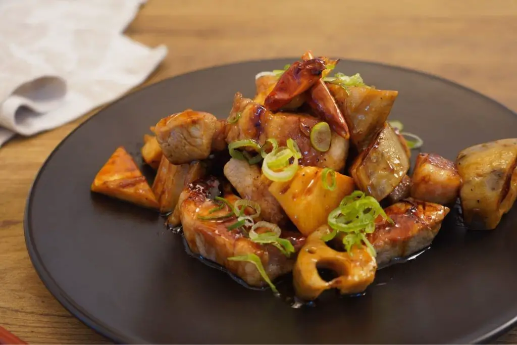 Pork and Bamboo Shoot Shumai with Oyster Sauce