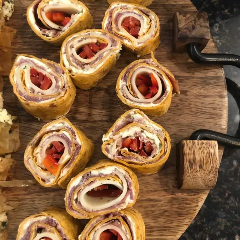 Prosciutto and Artichoke Pinwheels