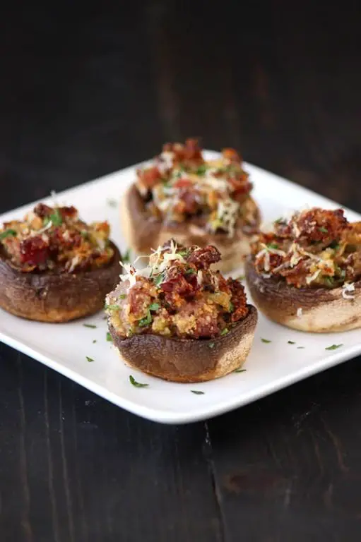 Prosciutto and Mozzarella Stuffed Mushrooms