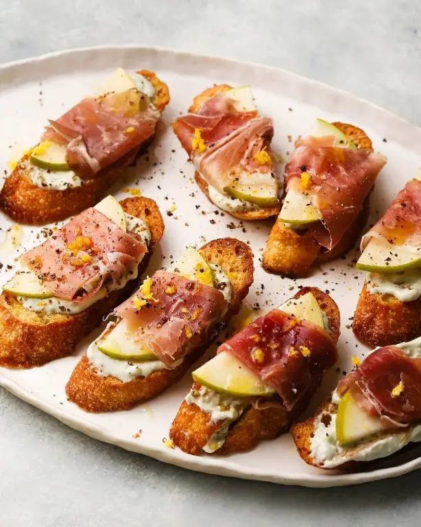Prosciutto and Pear Bruschetta