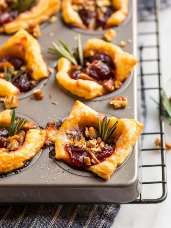 Puff Pastry Cranberry and Brie Bites