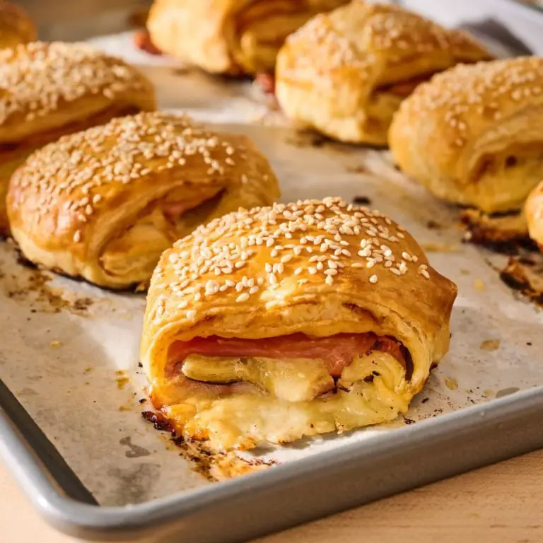 Puff Pastry Croissants with Ham and Cheese
