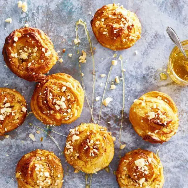 Puff Pastry Dough with Honey