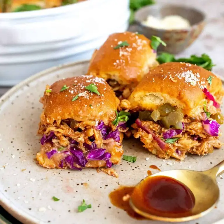 Pulled Chicken Sliders