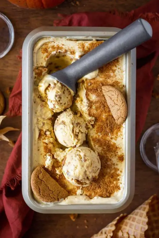 Pumpkin Cheesecake Ice Cream with Gingersnap Crumbles