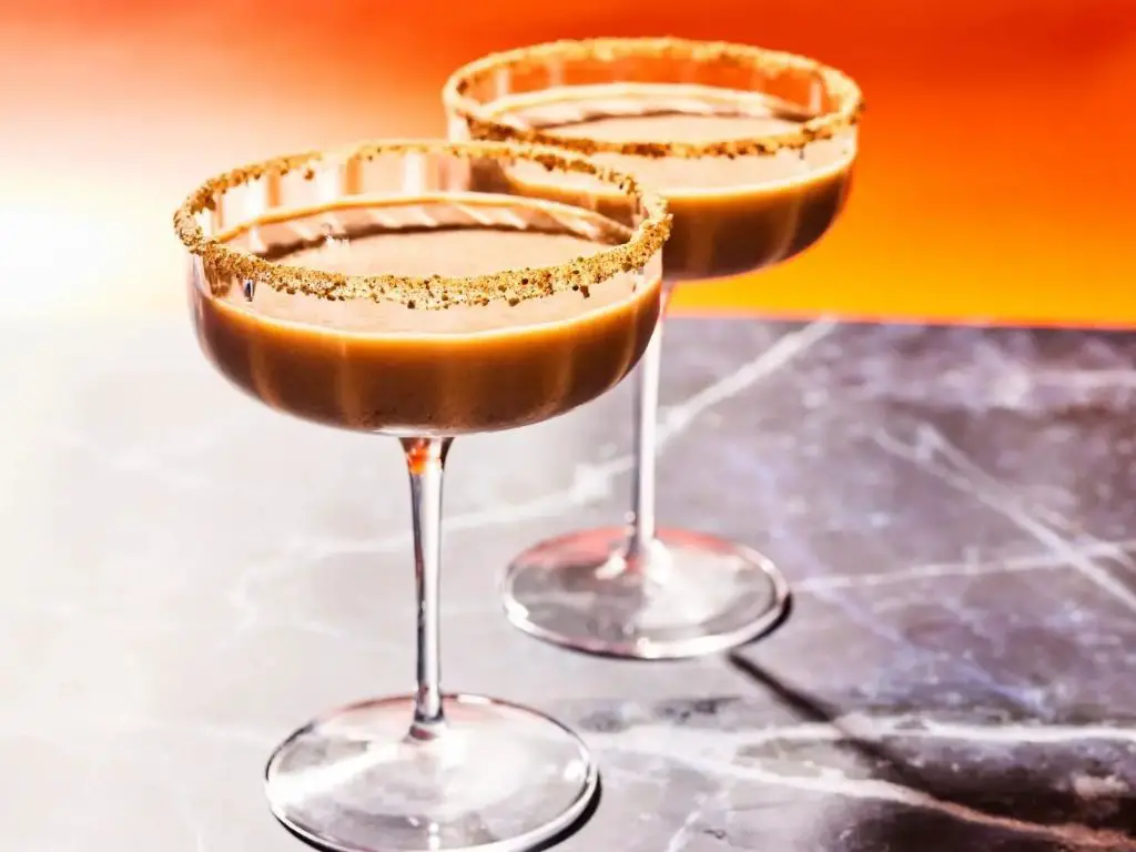 Pumpkin Cheesecake Martini with Graham Cracker Crust