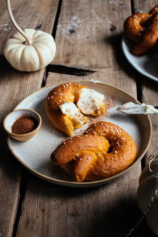 Pumpkin Cream Cheese Stuffed Pretzels