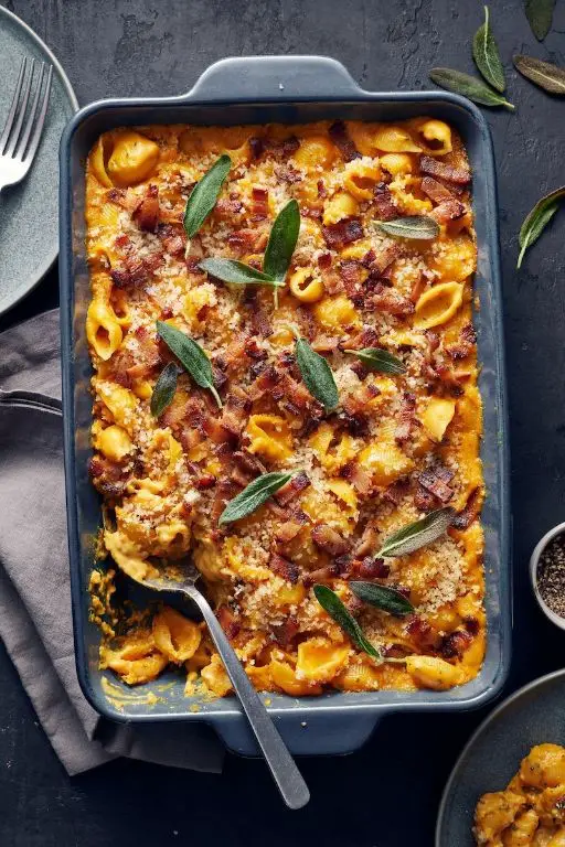 Pumpkin Mac and Cheese Casserole