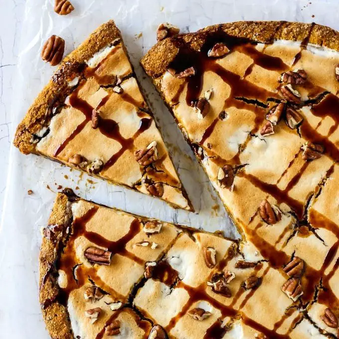 Pumpkin Spice Cookie Pizza
