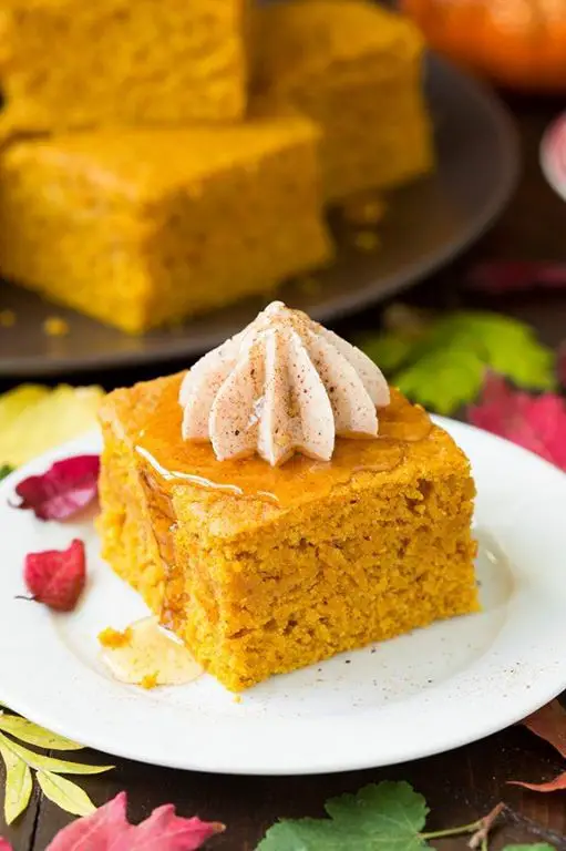 Pumpkin Spice Corn Bread