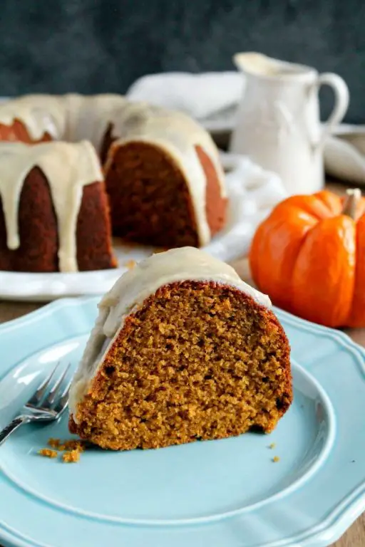 Pumpkin Spice Holiday Bundt Cake