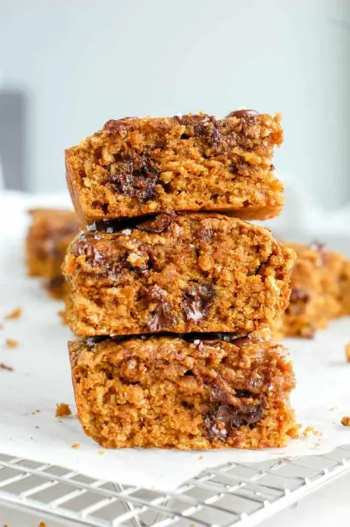 Pumpkin Spice Oatmeal Squares