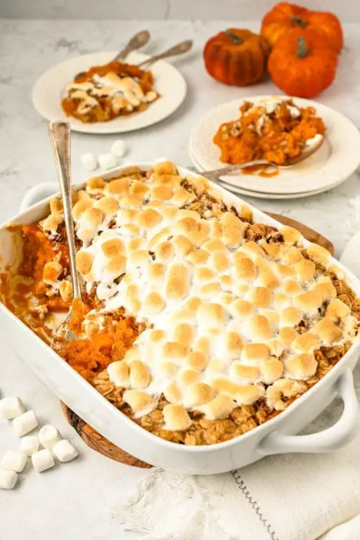 Pumpkin and Pecan Casserole with Marshmallow Topping