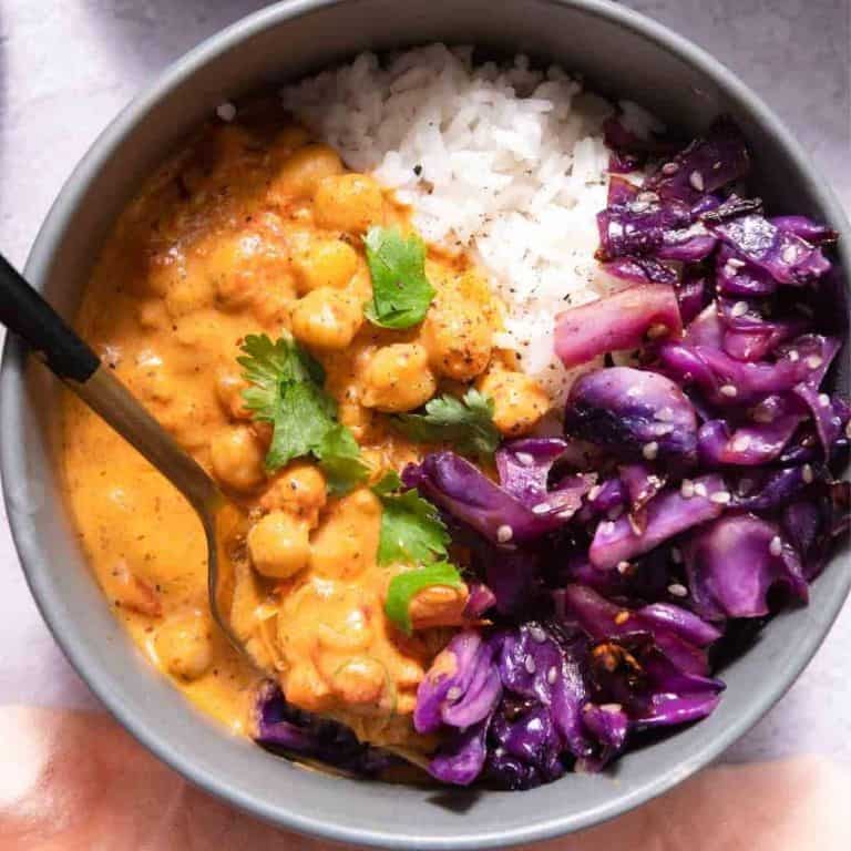 Purple Cabbage and Chickpea Curry