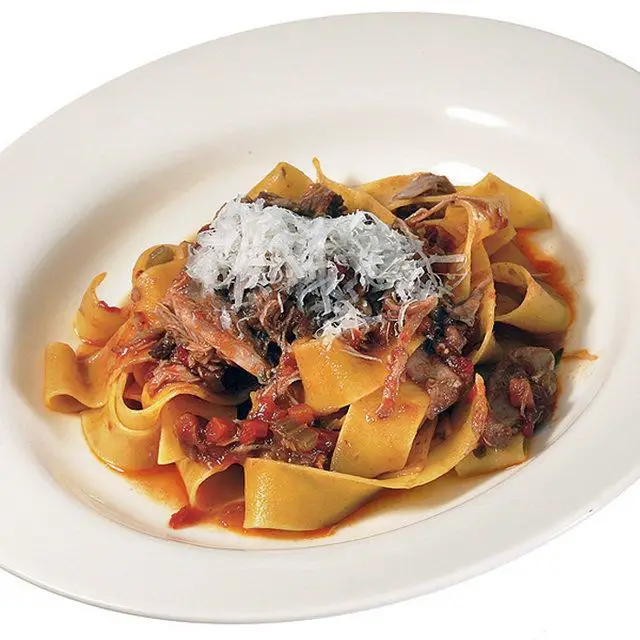 Rabbit ragù with pappardelle pasta