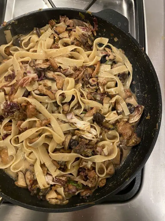 Radicchio and Mushroom Pasta