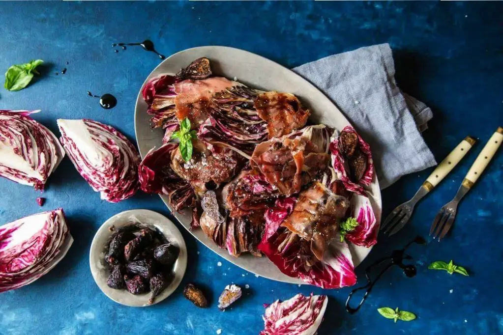 Radicchio and Prosciutto Wraps