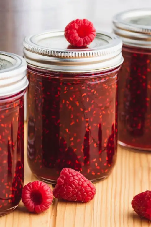 Raspberry Pectin Preserves