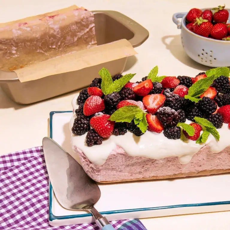Raspberry Swirl Cheesecake Icebox Cake
