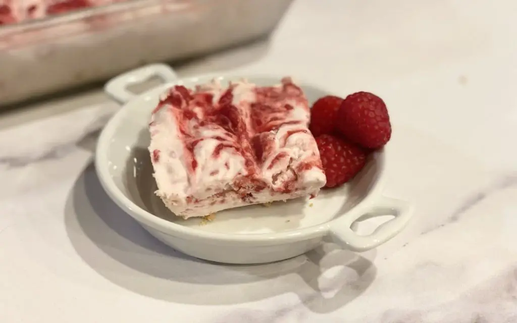 Raspberry Swirl Saltine Toffee