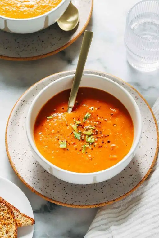 Red Lentil and Tomato Soup