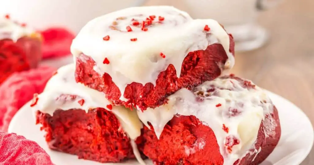 Red Velvet Cake Mix Cobbler with Cinnamon Topping
