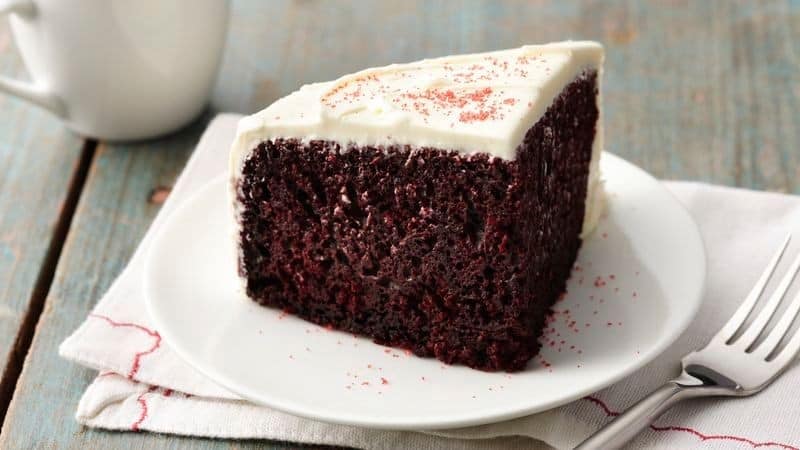 Red Velvet Crockpot Cake