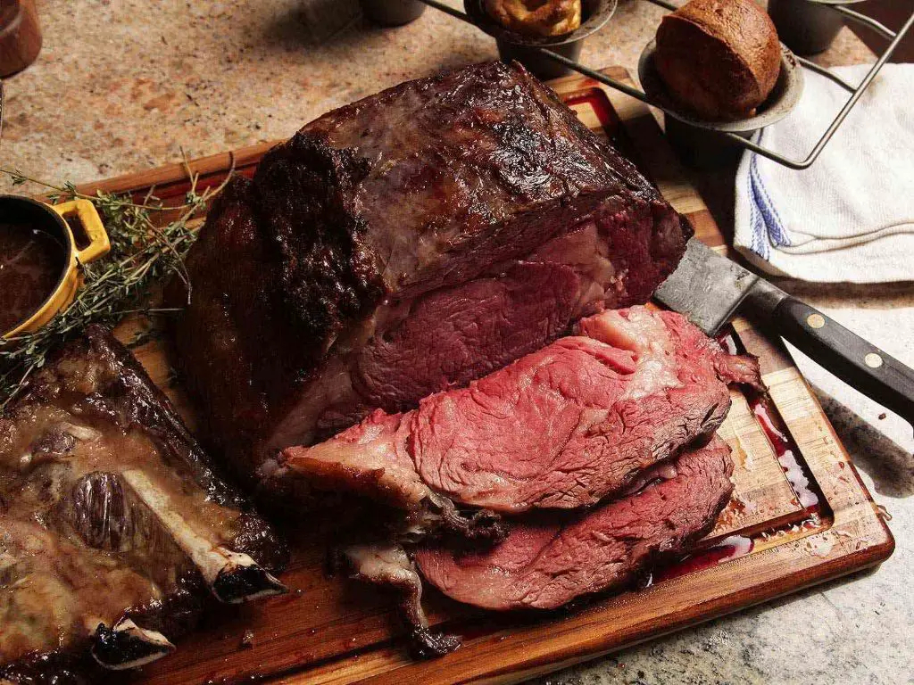 Red Wine Marinated Beef Rib Roast