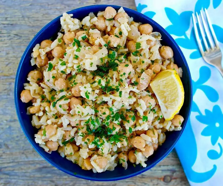 Rice and Chickpea Salad with Lemon Dressing