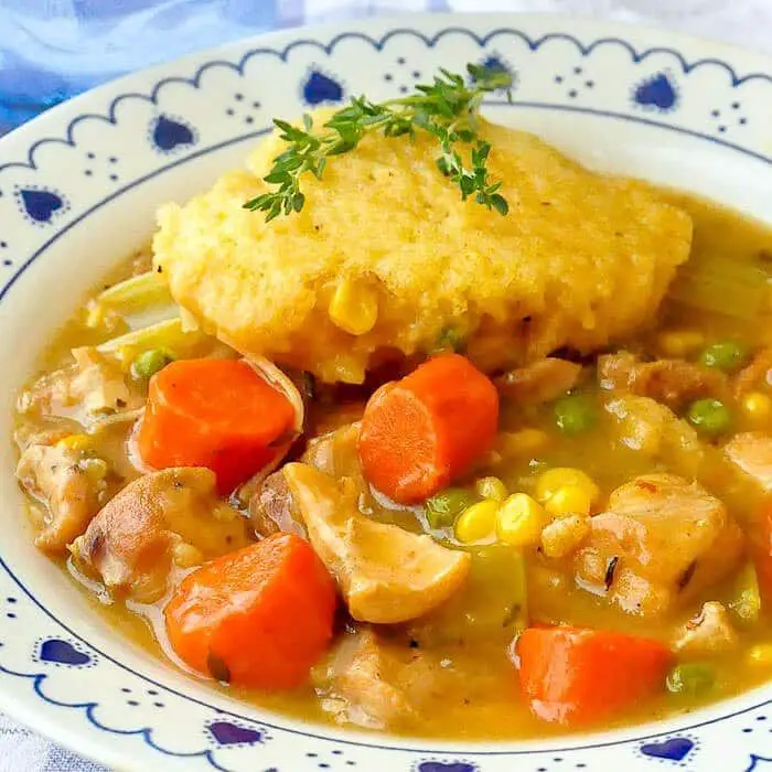 Rich Thyme and Sage Chicken Gravy